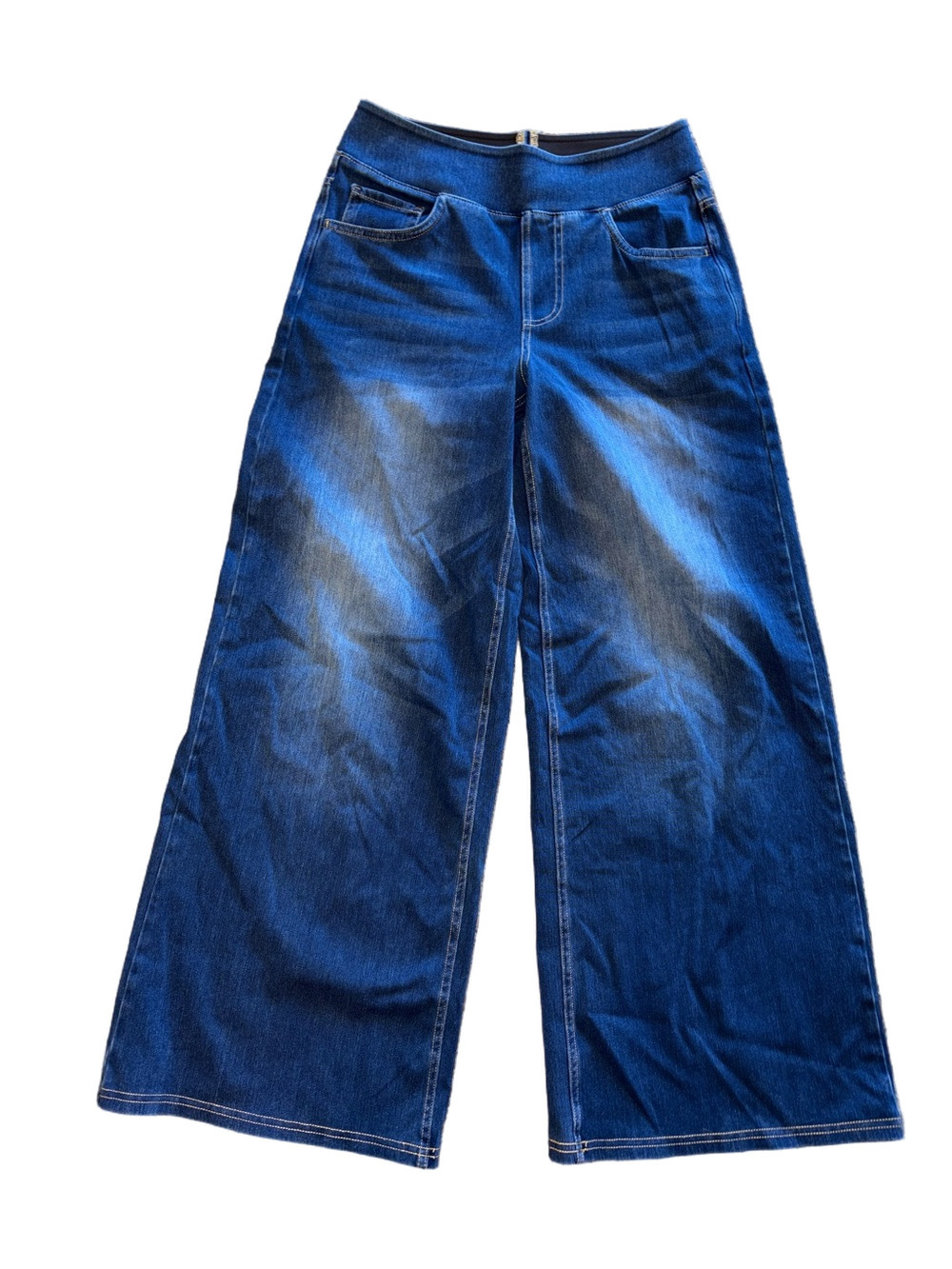 Halara Woman’s Small Pull on Jeans